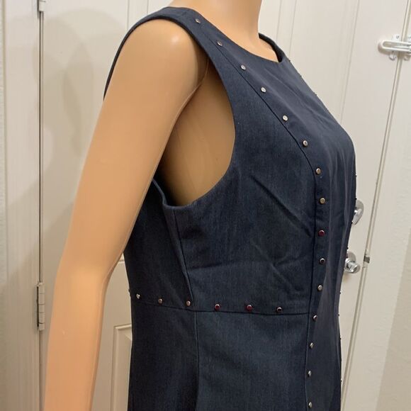 Sharagano Size 14 Scoop Neck Slimming Front Silver Studs Hardware Back Zipper - Picture 4 of 10